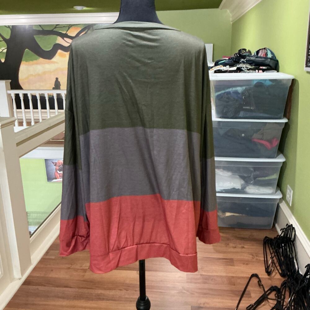 No Name 2xl top